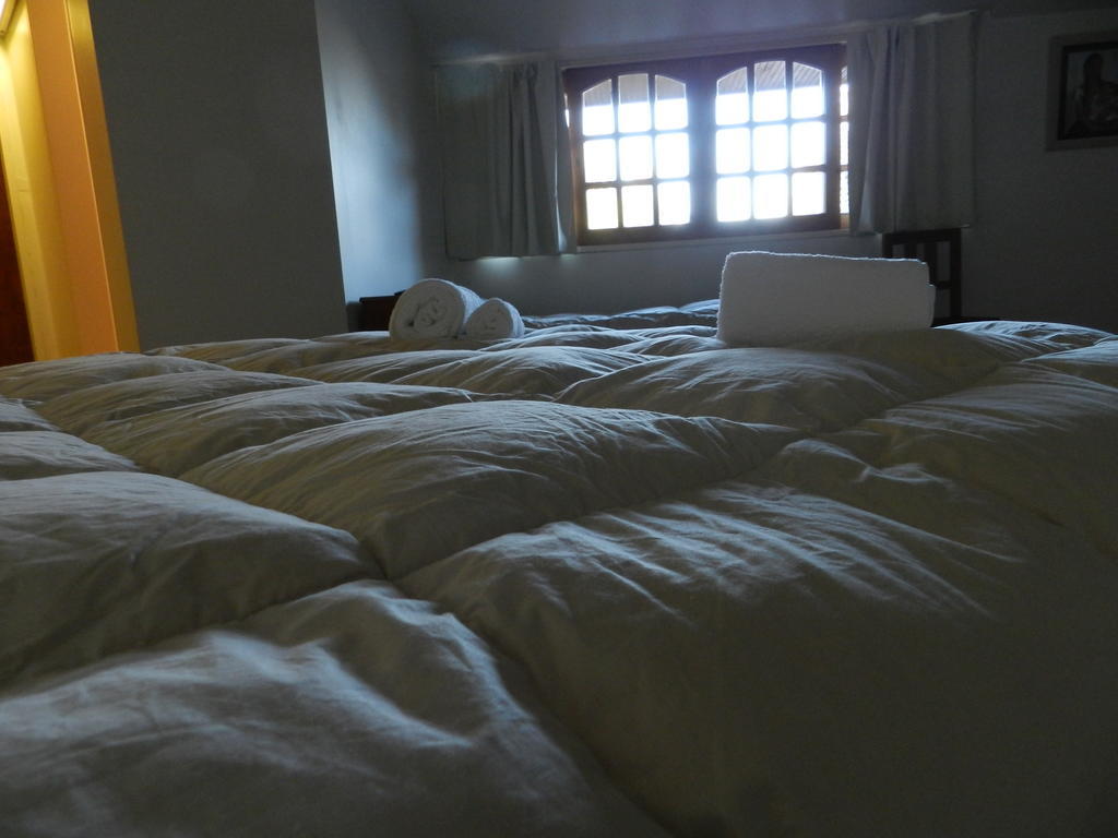 La Casona Del Rio Hotel เนวเก็น ภายนอก รูปภาพ
