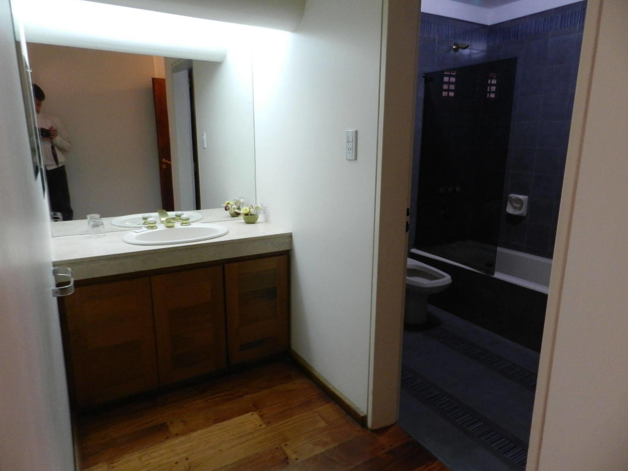 La Casona Del Rio Hotel เนวเก็น ภายนอก รูปภาพ