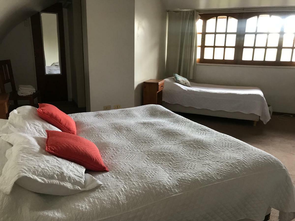 La Casona Del Rio Hotel เนวเก็น ภายนอก รูปภาพ
