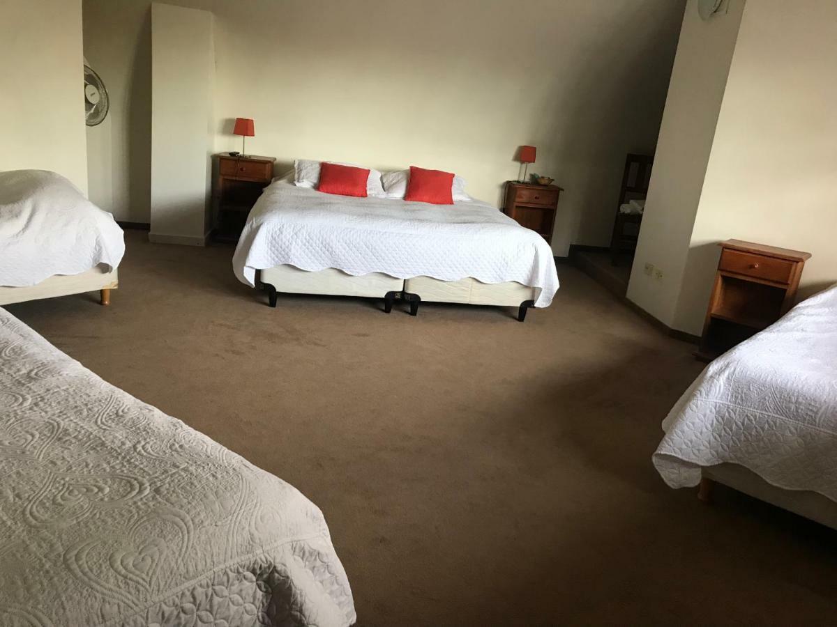 La Casona Del Rio Hotel เนวเก็น ภายนอก รูปภาพ